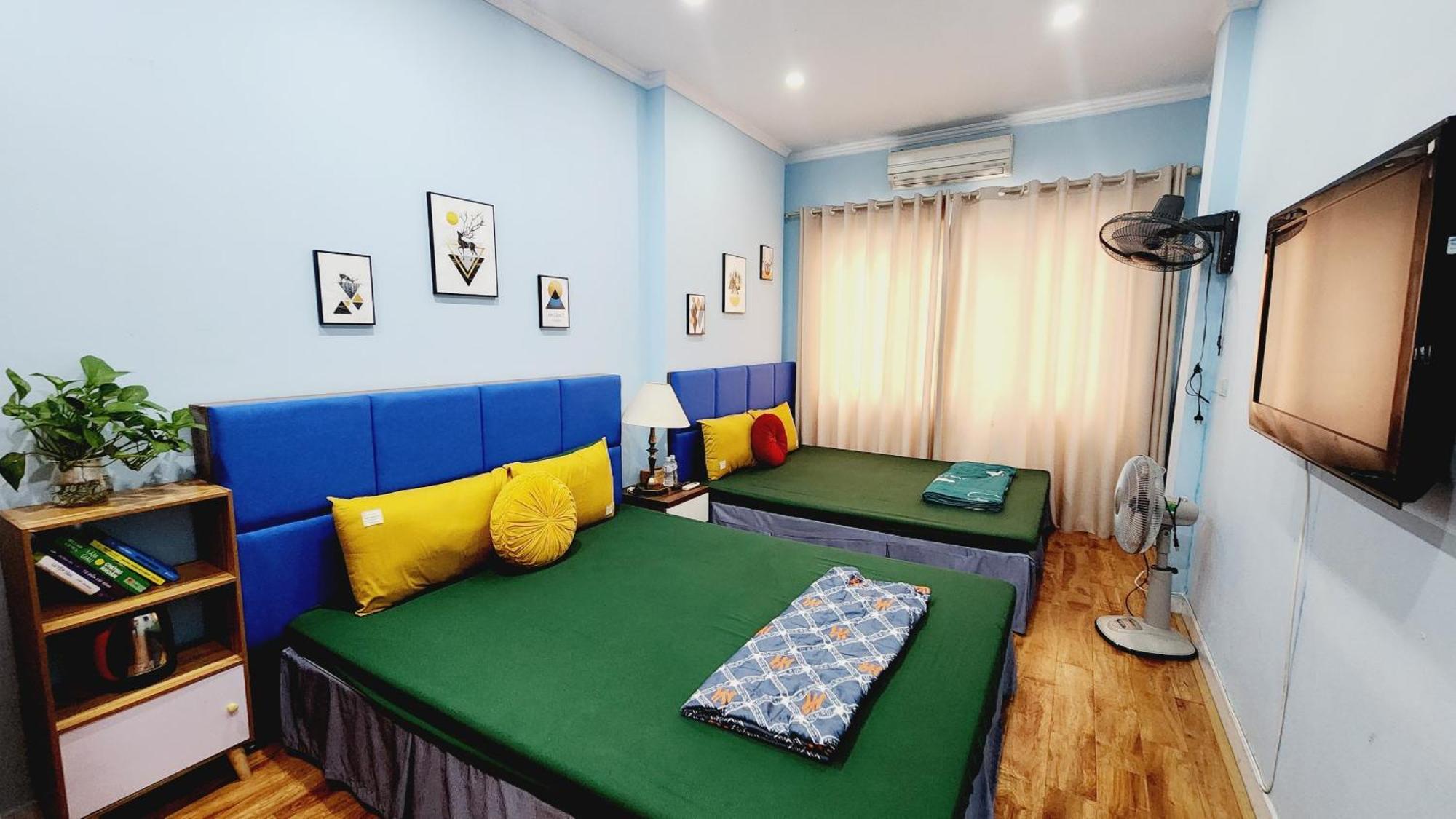 Hanoi Cozy Homestay Long Bien Екстериор снимка